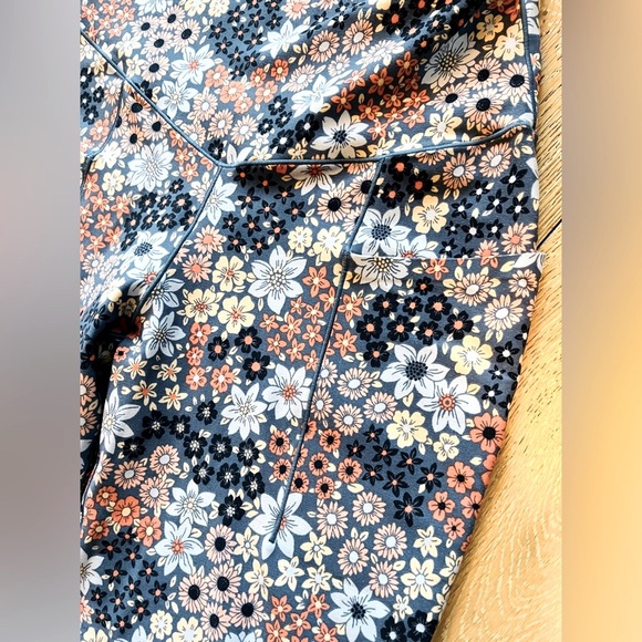 AERIE Women's Real Me Offline Yoga Pants 7/8 Legging Floral Blue SMALL - Picture 4 of 13